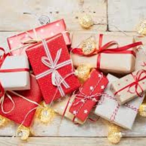 GIFT WRAPPING— Add to any NWT, NWOT, NIB or NEW purchase! Make your life easier! - Picture 2 of 8